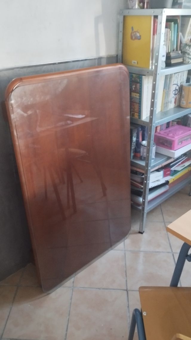 Mesa de madera maciza