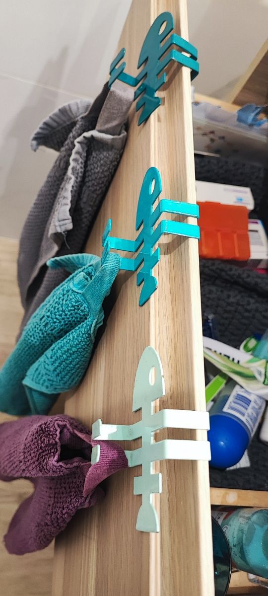 Colgador para organizar baño o cocina