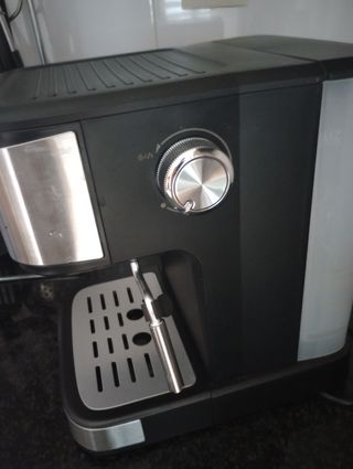 Cafetera exprés Princess para cafè molido y cápsul