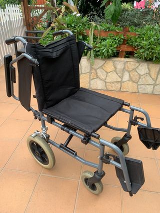 Silla de ruedas plegable rueda 300