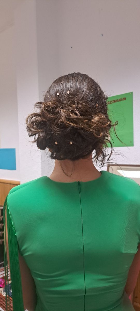 Peluquería y maquillaje