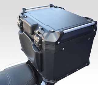 Baúl Moto 48 litros Aluminio Negro Mas Soporte