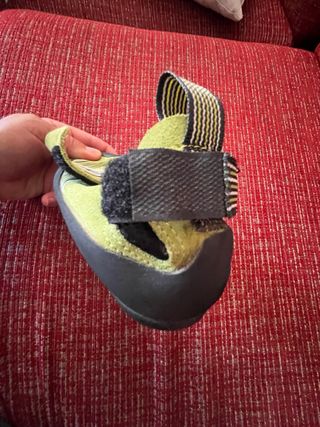 Pies de gato niño infantil