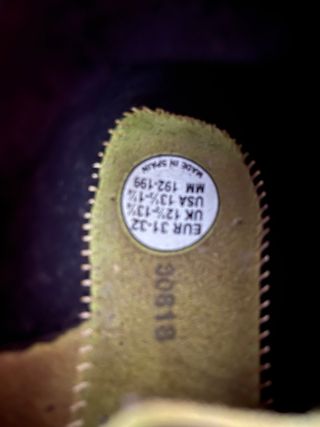 Pies de gato niño infantil