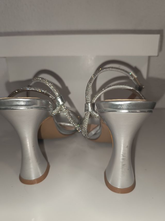 Sandalias plateadas