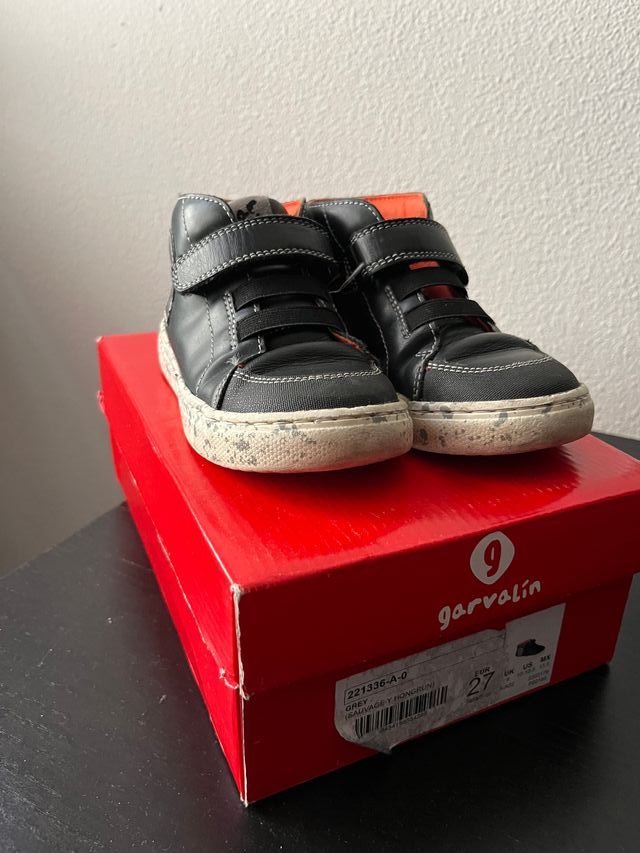 Zapatillas deportivas abotinadas botas garvalin