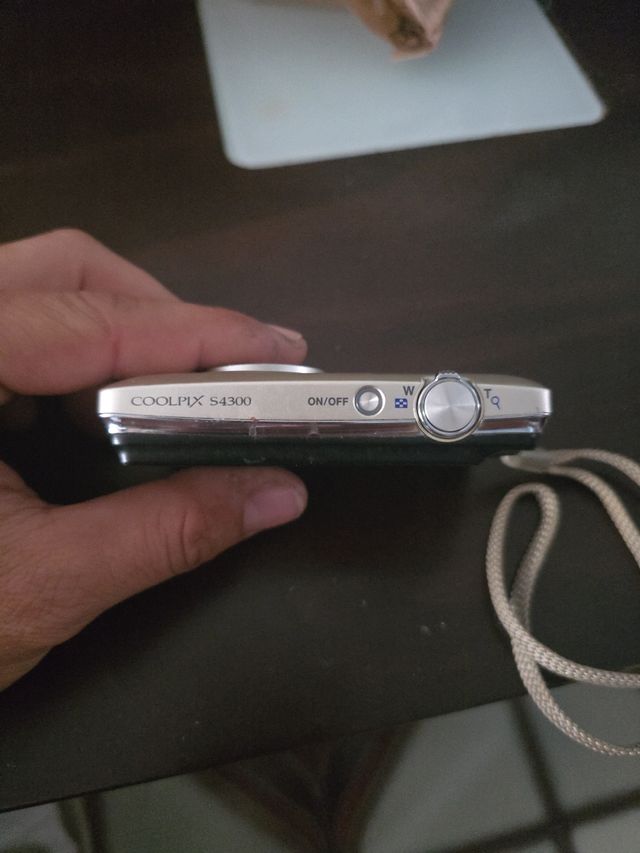 Nikon Coolpix S4300