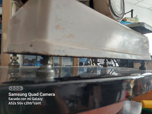 Bascula de tienda años 50/60 marca MONTAÑA