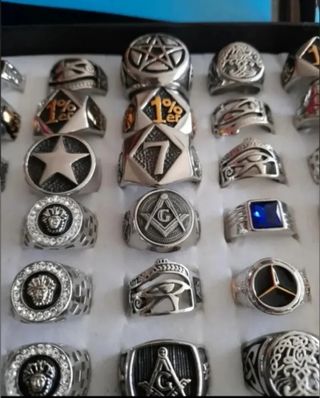 SELLOS DE HOMBRE NUEVOS 

DE ACERO INOXIDABLE 