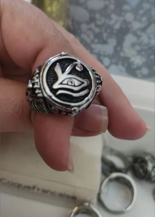 SELLOS DE HOMBRE NUEVOS 

DE ACERO INOXIDABLE 