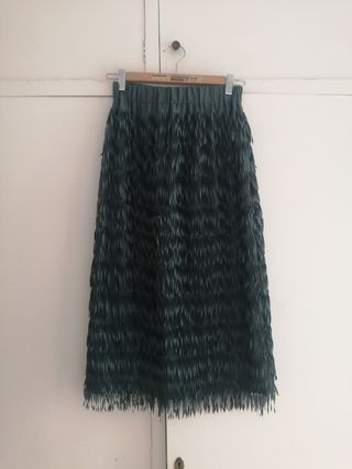 Falda midi con flecos