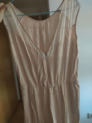 Mono/vestido rosa nude pantalón largo