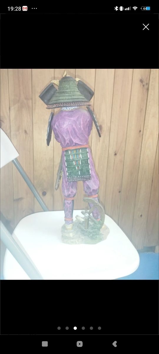 Estatua guerrero samurai