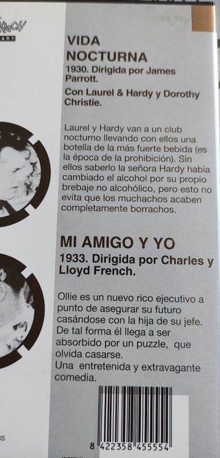 LOTE 12 VHS "EL GORDO Y EL FLACO"