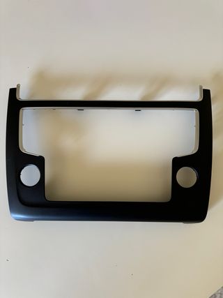 Marco pantalla Vw polo 2014