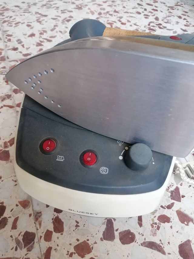 Centro de planchado q vapor