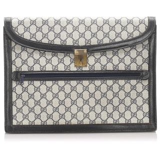 Gucci Gray GG Supreme Clutch Bag leather