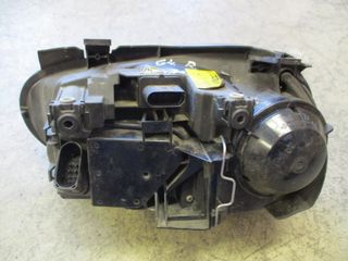 Faro Xenón VW Golf 4 derecho