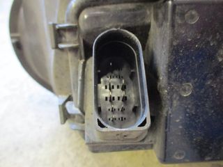 Faro Xenón VW Golf 4 derecho