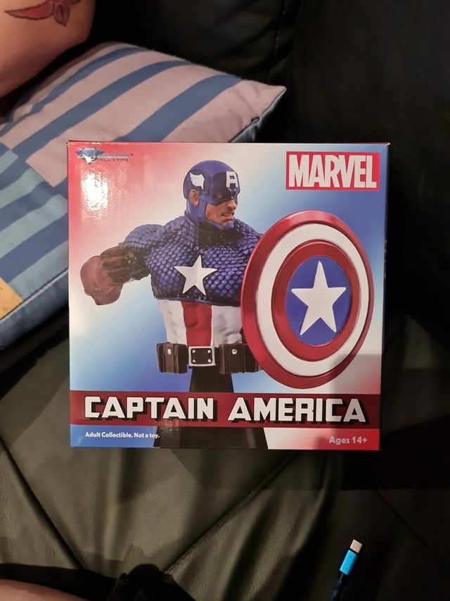 Busto Capitán América Numerado