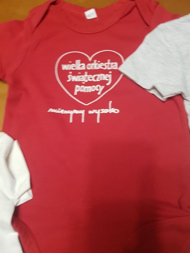 Lote 4 bodys bebe 9-12m