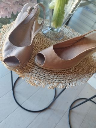 Sandalias. cuña esparto.T 38