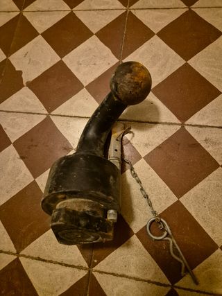 Soporte bola remolque