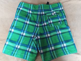 Bermudas Gals and Guys