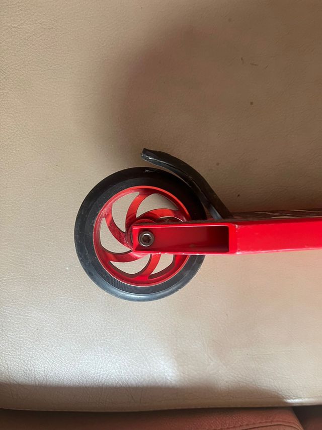 Bestial Wolf Demon D6 Patinete Freestyle