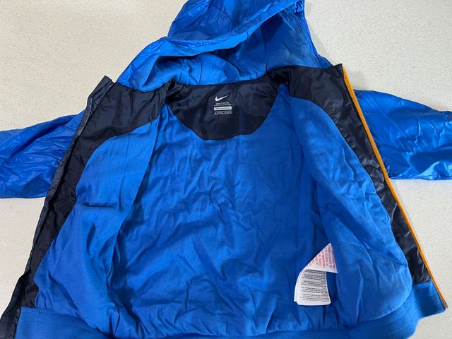 Giubbino primaverile Nike 2-3 anni