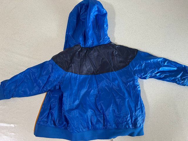 Giubbino primaverile Nike 2-3 anni