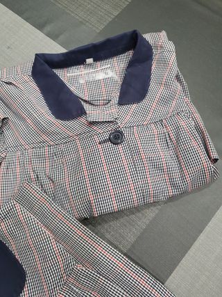 Bata colegio de niña La Salle t.10