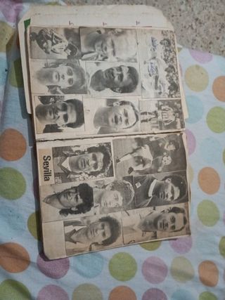 Album de fútbol antiguo