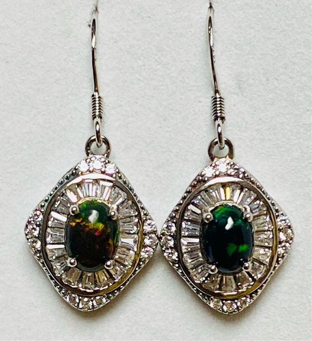Pendientes de opalo negro etiope y plata ley 925