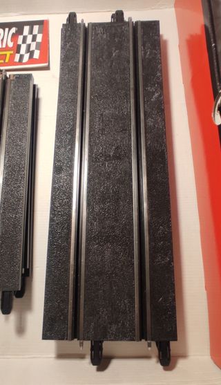 Scalextric Compact. Pack 4x4x4