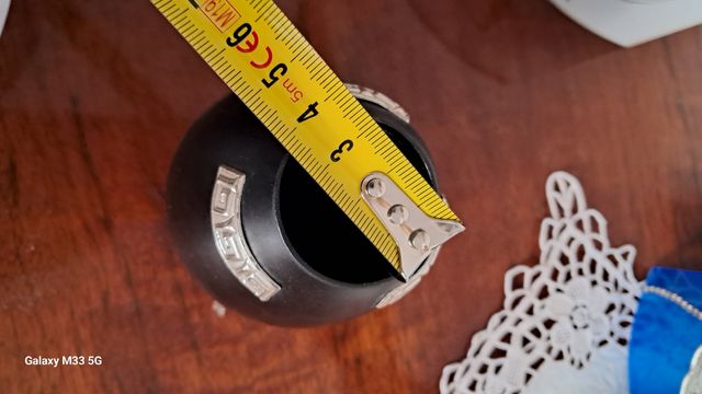 Vaso colore nero stile moderno