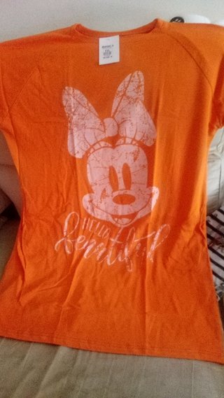 Vestidos mini maus y de Shakira