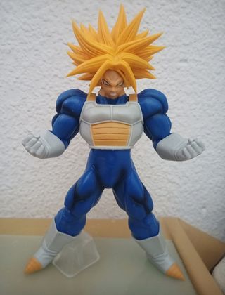 FIGURA TRUNKS GRANDE PESADA SAIYAN DRAGON BALL
