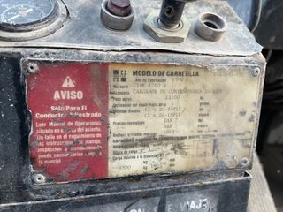 CARRETILLA ELEVADORA CONTENEDORES MARITIMOS