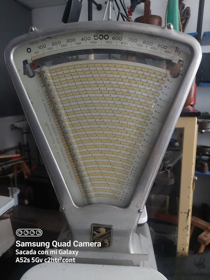 Bascula francesa vintage LUTRANA años 50/60