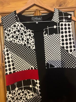 Traje de vestido y chaqueta de punto fino