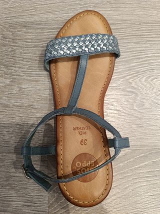 Sandalias número 39 con tacón medio