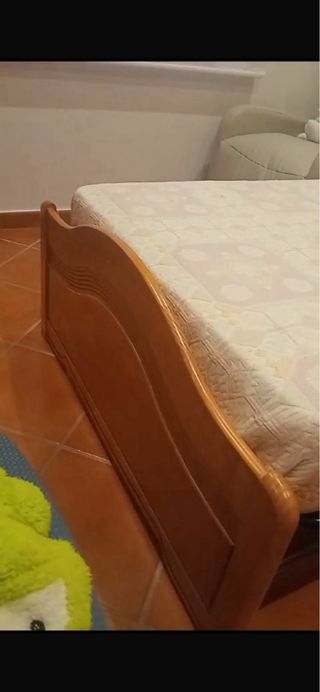Cama individual de 105