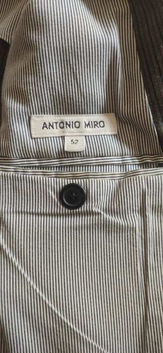 Americana Antonio Miró de Verano Marrón. Ofertón!.
