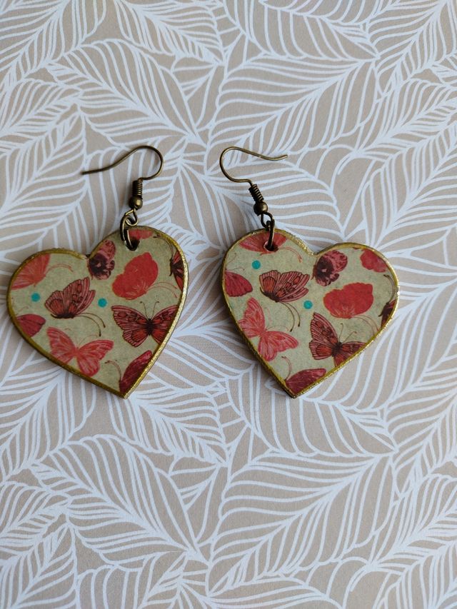 PENDIENTES HECHOS A MANO CORAZÓN