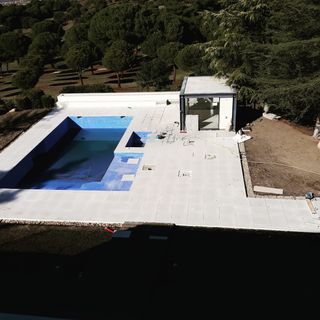 CONSTRUCCIÓN DE PISCINAS