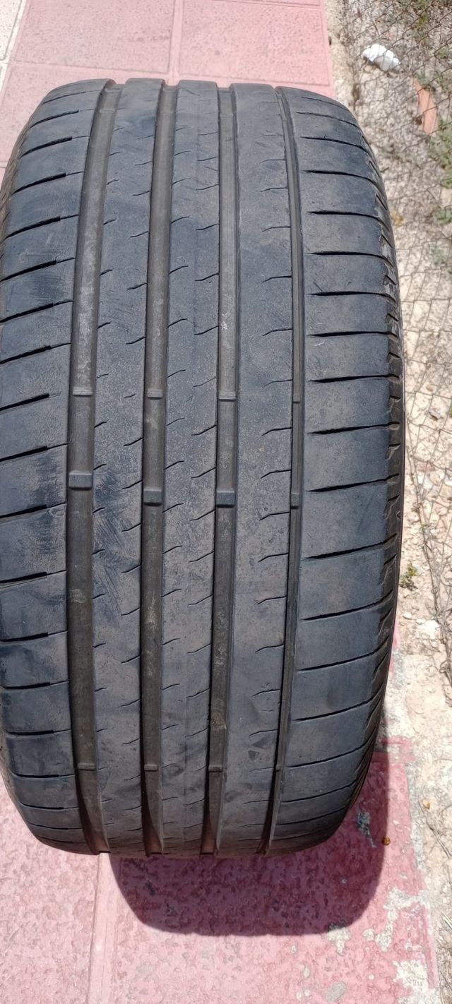 VENDO PNEUMATICI IN OTTIME CONDIZIONI