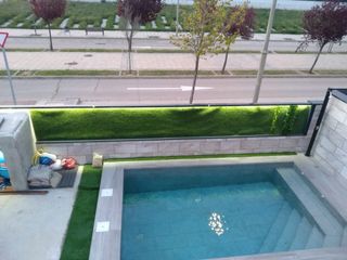 PISCINAS EN PORCELÁNICO