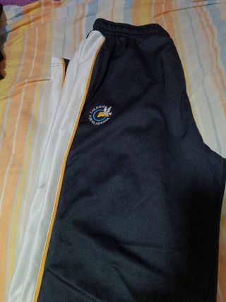 Chándal colegio Fuenlabrada 
