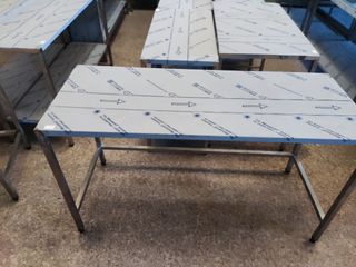 MESA DE ACERO INOXIDABLE NUEVA